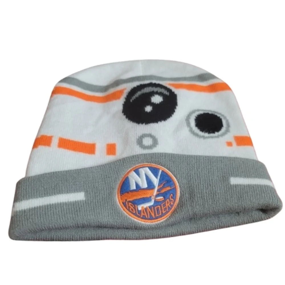 Star Wars x New York Islanders Beanie BB-8 Inspired Knit Hat NHL Fan Gear